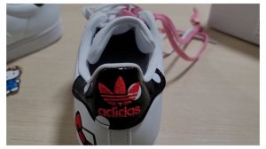 Unboxing Adidas Superstar x Hello Kitty Sneakers