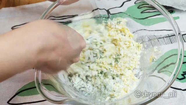 Волшебные пышки | Вкусный завтрак за 20 минут #сырныелепешки #завтрак #изтворога #идеякзавтраку смотреть онлайн