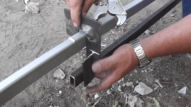 Универсальный кондуктор для установки забор профнастил и забор штакетник