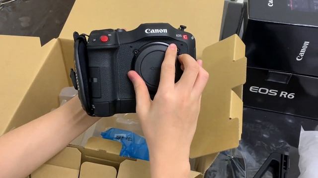 Canon C70 unboxing смотреть онлайн