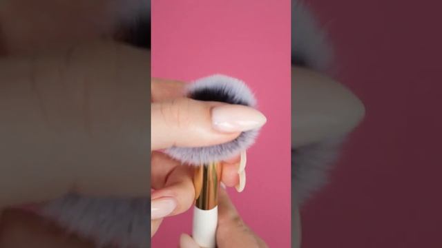 кисть для макияжа - Angeled Contouring Brush 103