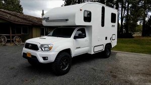 Toyota анонсировала автокемпер на базе пикапа Tacoma TRD