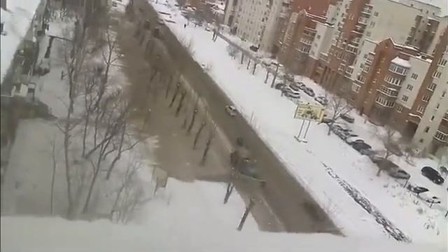 Чистка зимних дорог в Омске. смотреть онлайн