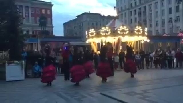 Фламинго в Москве flamencos en moscú смотреть онлайн