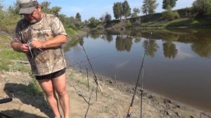 Рыбалка на карася , щуку . Рыбалка лето . Карачи . Омь .