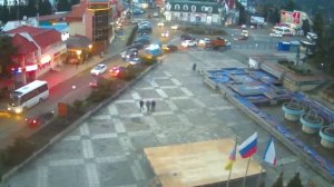 Вебкамера "Площадь Советская". Запись 18.01.2017 08:00:04