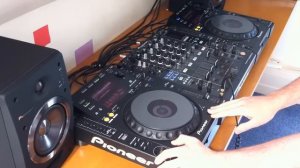 Pioneer CDJ 900 and DJM 900 nexus Drum and Bass Mix #4