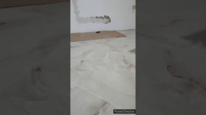 Бухтит плитка на полу! Выясняем ошибку...!