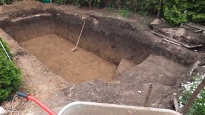 ПЛАВАТЕЛЬНЫЙ ПРУД - БАССЕЙН 40м3 + биоплато из геомембраны винилит (PVB)  ч.1