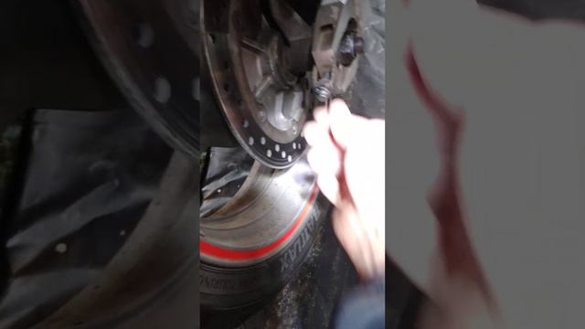 Honda CBR 1100XX Blackbird.2003 Натяжка приводной цепи. смотреть онлайн