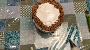 Куличи. Анютины глазки. Крем БЗК.