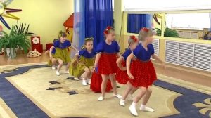Танец "Матрешки"