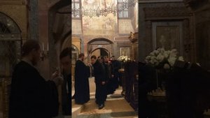 «Иже Крестом ограждаеми...». Стихира Кресту