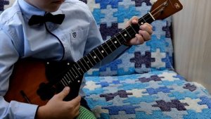 "Во саду ли в огороде" русская народная песня, игра на балалайке