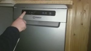 Почему посудомойка не моет посуду. Посудомойка не работает. Вот в чём проблема. Смотри это видео.
