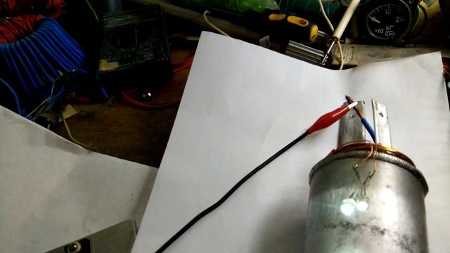 Конденсатор на любой частоте в состоянии резонанса смотреть онлайн