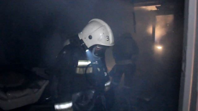 Пожарные тушат ТЭЦ в Волжском смотреть онлайн