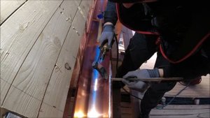 Медная кровля! Пайка медного водосточного желоба! Часть 6! Soldering of the copper gutter