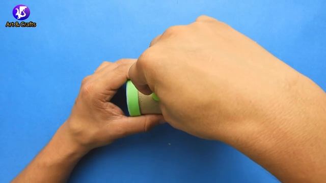 Como hacer un Tren con tubos de papel de baño. Manualidades para niñ@s con reciclaje faciles смотреть онлайн