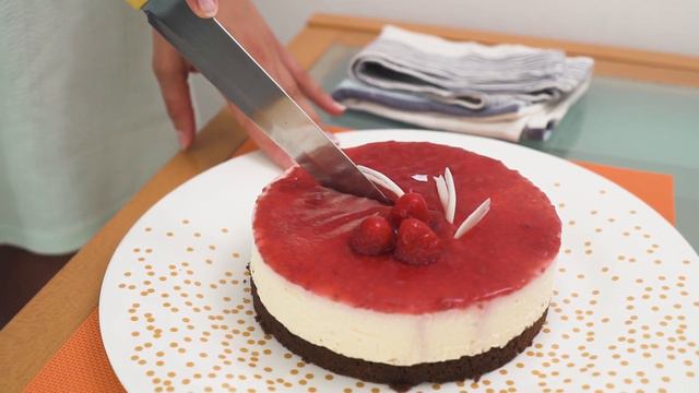 Kako odrezati idealen kos torte | Mojačokolada.si смотреть онлайн