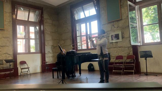 Sonatine for trombone and piano, J. Castérède , Ivan Vicente смотреть онлайн