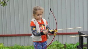 Детский лук . Сhildren's bow