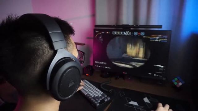 或许是性价比最高的无线游戏耳机了，海盗船hs70体验 смотреть онлайн