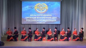 ОБРАЗЦОВЫЙ АНСАМБЛЬ ЛОЖКАРЕЙ "Бураевские самоцветы"