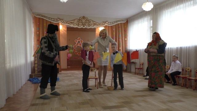 гр. "Золотой ключик" поздравляет мам с 8 Марта смотреть онлайн