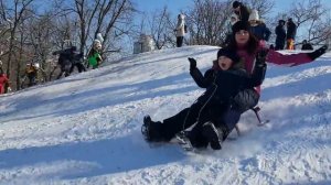 Парк Победы. Снежные горки.