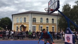 Как Забить Данк из под Ноги ? Вспомогательные упражнения / Баскетбол, Данки, Тренировки