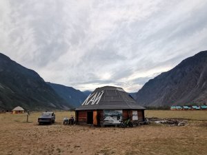 Жизнь вдали от цивилизации. Лето в деревне в тайге без дорог и связи ...