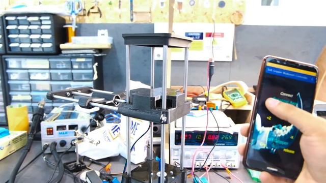 HC_06 Bluetooth module test with stepper motor смотреть онлайн