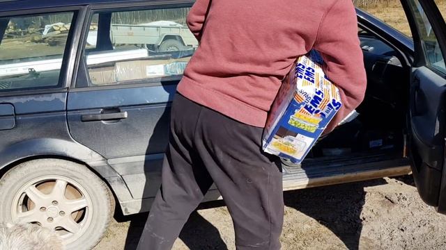 День без оператора был голодный и тяжёлый . Привезла из города супер подарки и стройматериалы смотреть онлайн