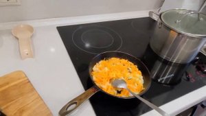 готовим суп из куриного филе. мое первое видео.
