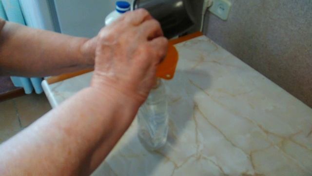 Жидкие обои.Желтые пятна, как удалить. смотреть онлайн