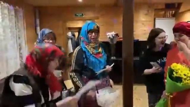 Поздравление с 45 летием от бабулек