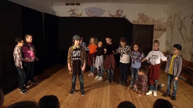 "Терем- теремок". Спектакль упражнение 17 мая 2019 1 смотреть онлайн