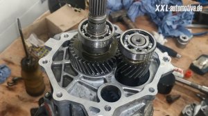 Suzuki Jimny 1,3 Gearbox R72 Getriebe 5 Gang Video 3/3 ( Getriebe zusammenbau )