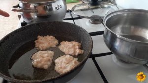 Котлеты рубленные.Готовлю из мяса бройлеров. Простое домашнее блюдо.