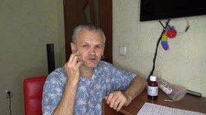 Очищаем лицо и тело протирая перекисью водорода