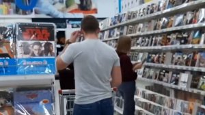 МУЗЫКУ СЛЫШАТ ВСЕ | СЛУШАЮ МУЗЫКУ ЧЕРЕЗ КОЛОНКУ | ПРАНК | СОЦИАЛЬНЫЙ ЭКСПЕРИМЕНТ