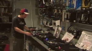 Обзор проигрывателей винила часть 6. Technics SL1210MK2. Выбор лучшего проигрывателя винила для dj.