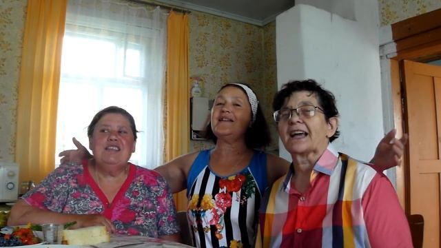 БАБУШКИ ПОЮТ ШОК!!! ЖЕСТЬ!!! ВСЕМ СМОТРЕТЬ ДО КОНЦА!!! ЭТО НЕ РАСКРУТКА!!! смотреть онлайн