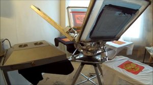 Карусельный станок для шелкографии - как это работает.