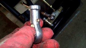 Собираю снегоход - тяги развала и рулевые наконечники Тунгус 400/ 500/ 600