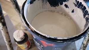 Закрашиваем детские каракули на стене. Краска Tikkurila euro power 7.