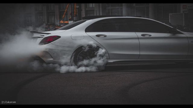 Izzamuzzic 🌴 Line смотреть онлайн