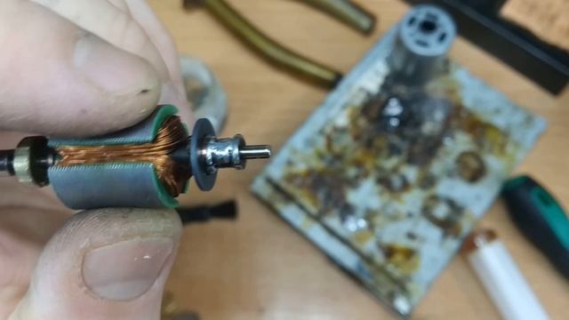 WAHL НЕ ВКЛЮЧАЕТСЯ.  Ремонт машинки для стрижки. Восстановление ЛАМЕЛЕЙ