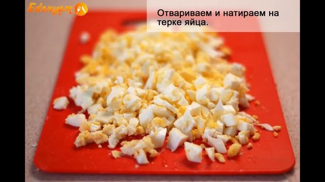 ❤ Слоеный салат с крабовыми палочками и грибами. Рецепт крабового салата с грибами за 30 минут!